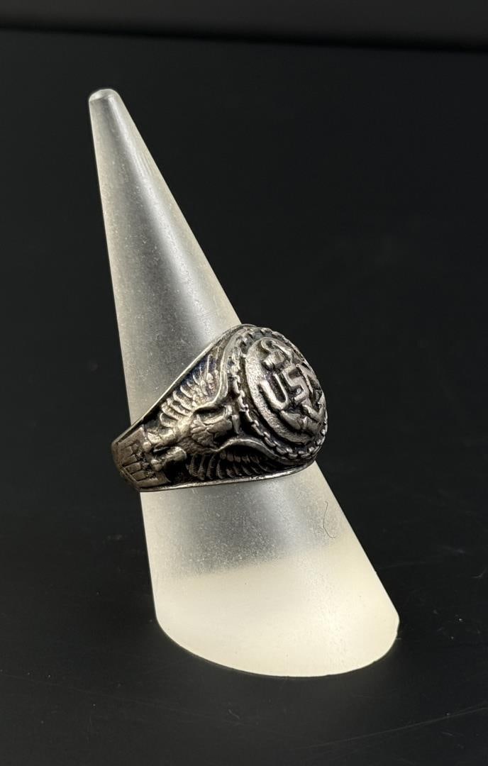 WW2 Sterling Silver USN US Navy Ring: Size 9 1/2. 10.05 grams.