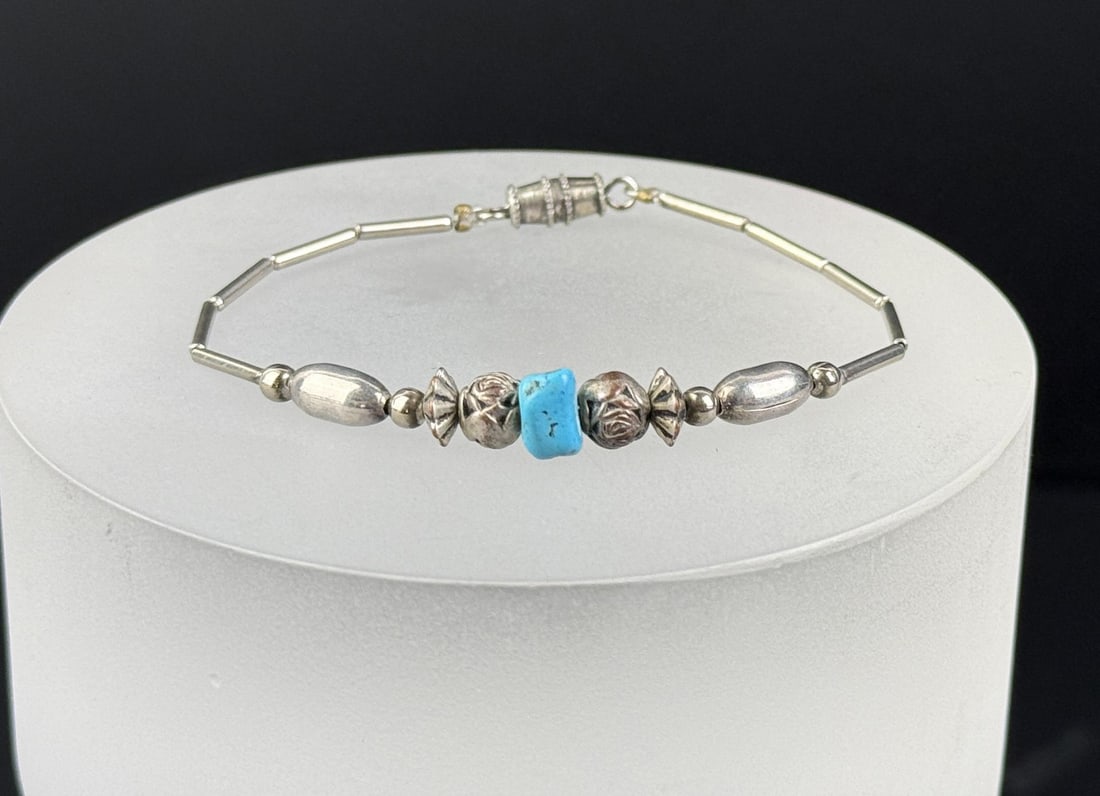 Navajo Sterling Silver Bead Turquoise Bracelet: 6" internal circumference. 3.37 grams.