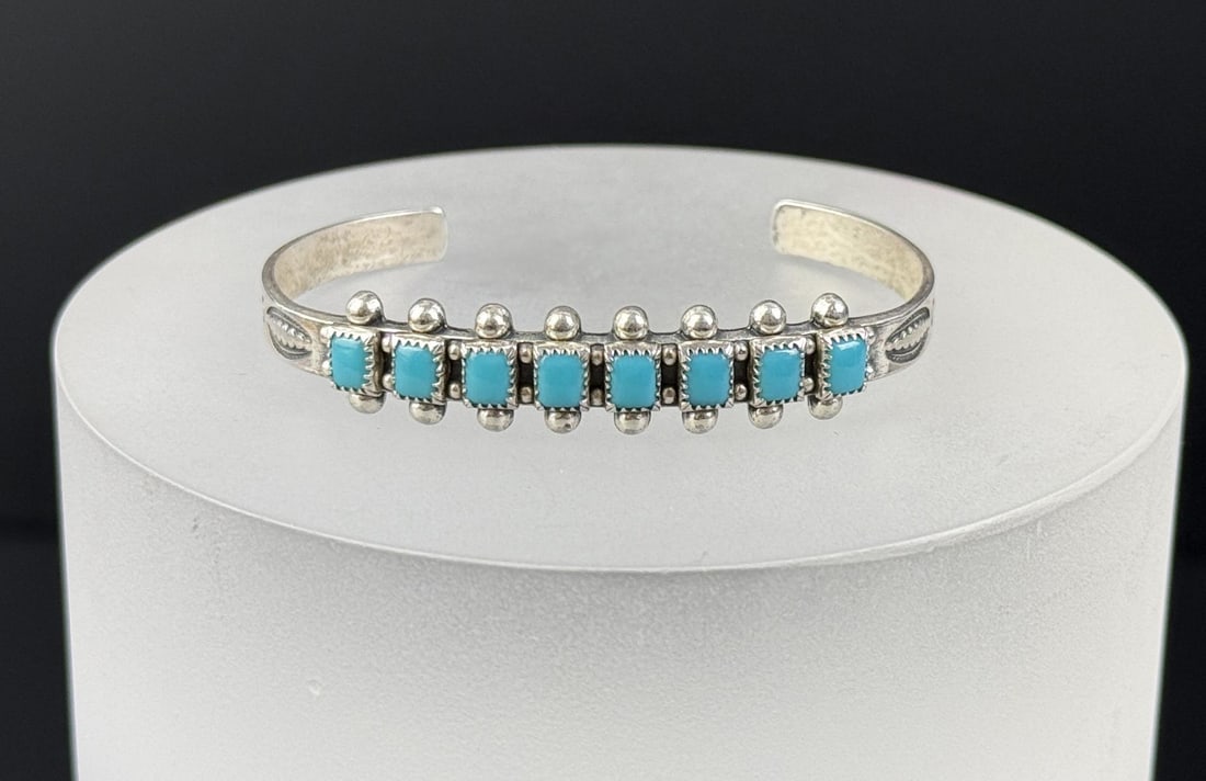 Bell Trading Post Sterling Turquoise Bracelet: 5" internal circumference. 9.01 grams.