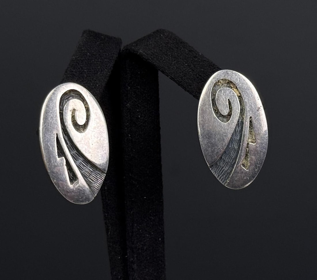Hopi Indian Sterling Silver Water Wave Earrings: 7/8" long each. 6 grams.