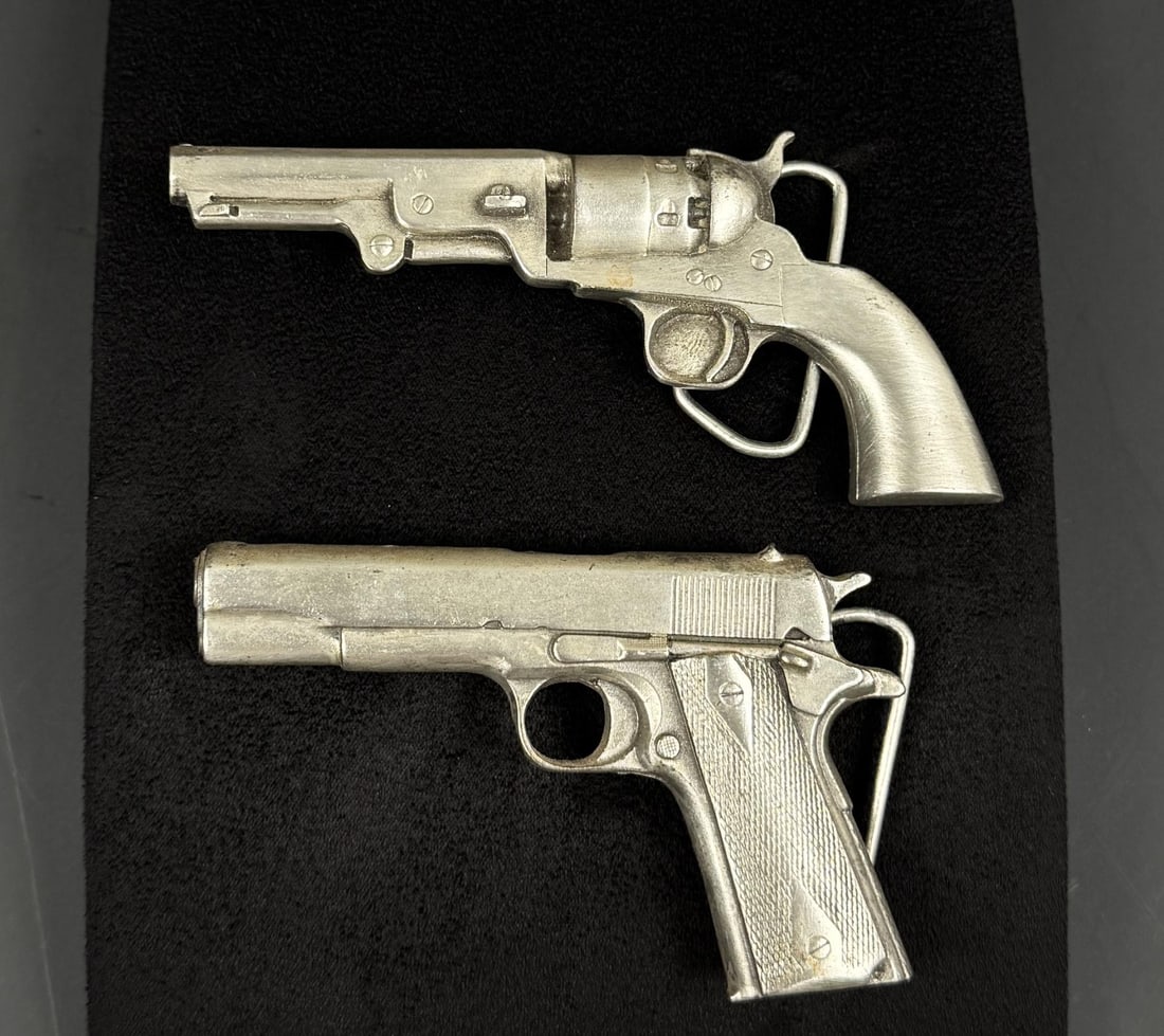 Bergamont Brass Works Pistol Belt Buckles (1 of 11)
