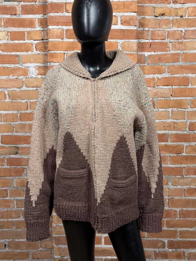 Vintage Cowichan Indian Zip Up Sweater: Shoulder to shoulder 17", armpit to armpit 21", 25" top to bottom.