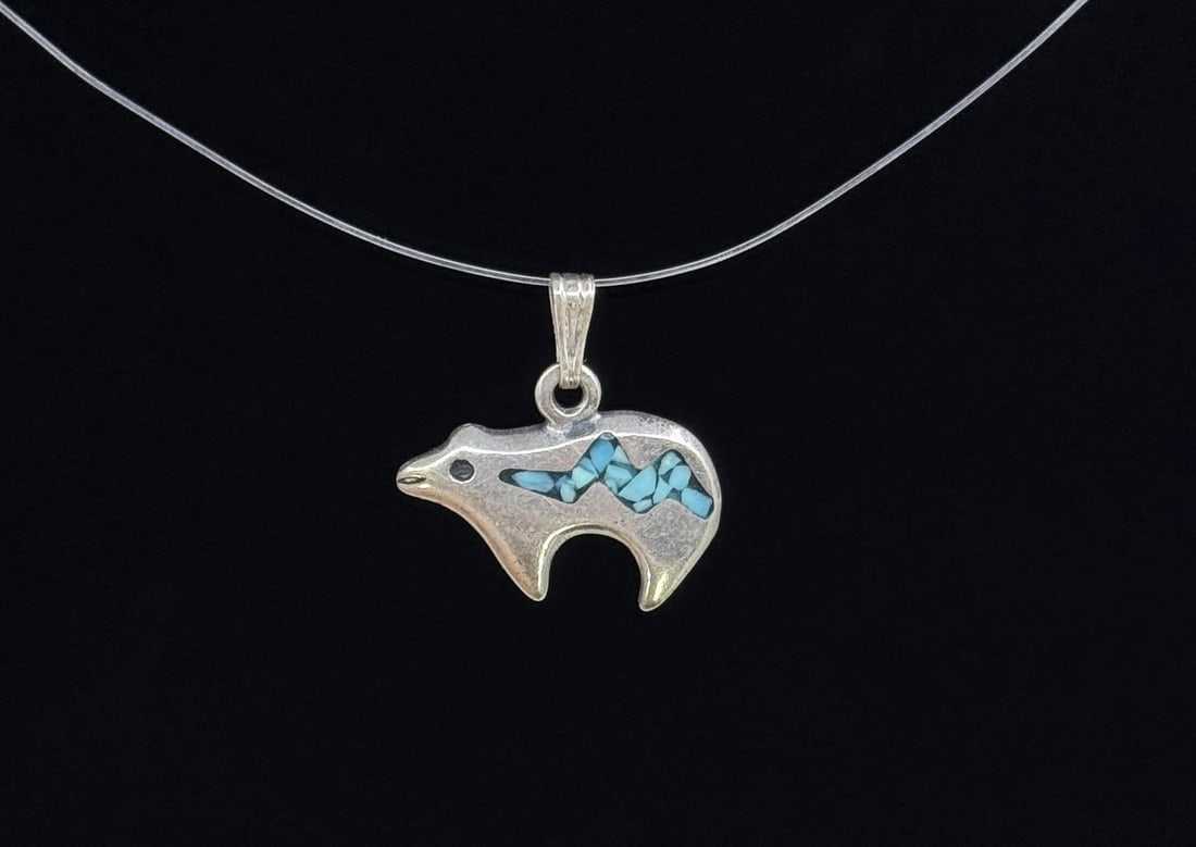 Navajo Sterling Silver Turquoise Chip Bear Pendant: Weighs 1.25 grams.