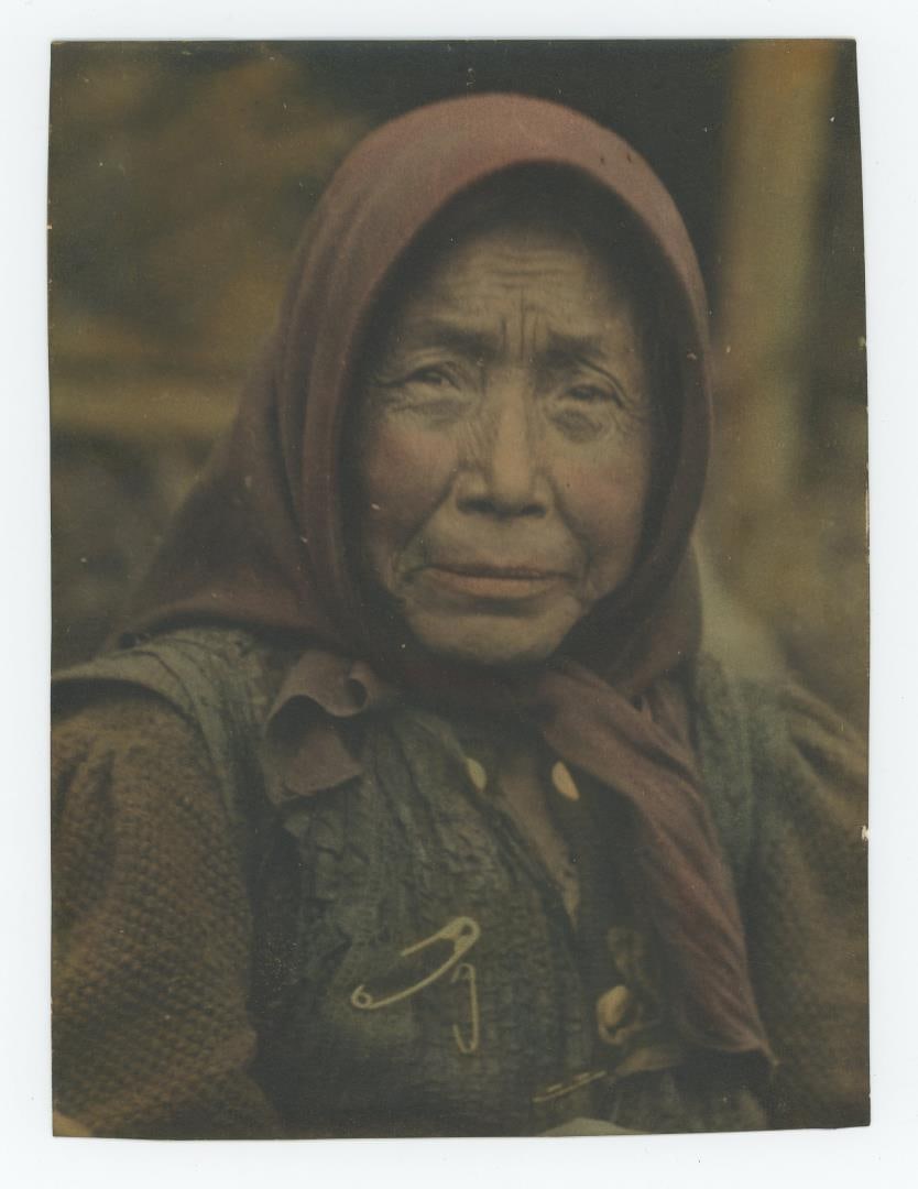 Montana Native American Indian Woman Photo (1 of 4)