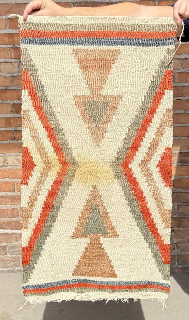 Navajo Indian Saddle Blanket Gallup Throw Rug (1 of 4)