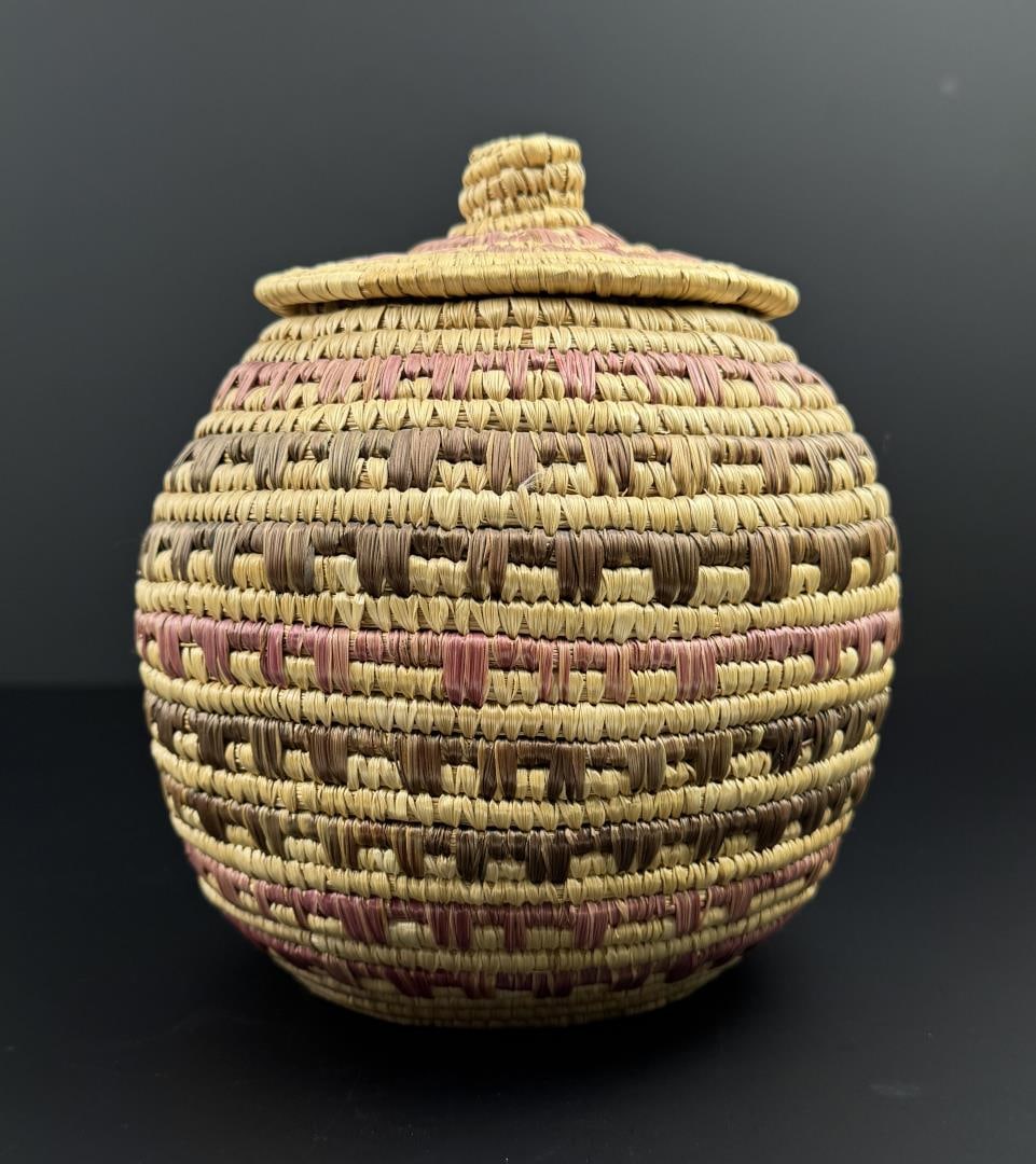 Alaskan Inuit Eskimo Yupik Lidded Basket: 7" diameter, 7 1/2" tall.