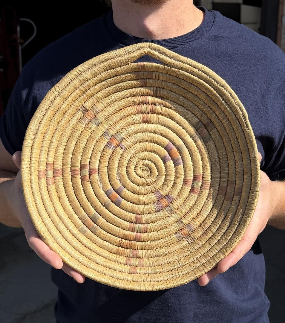 Alaskan Inuit Eskimo Yupik Basket Tray (1 of 6)
