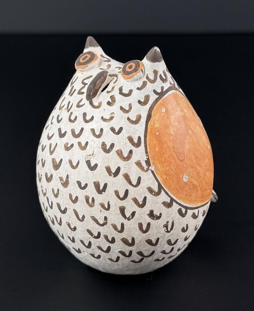 Juana Leno Acoma Pueblo Owl Pottery Figurine (1 of 11)