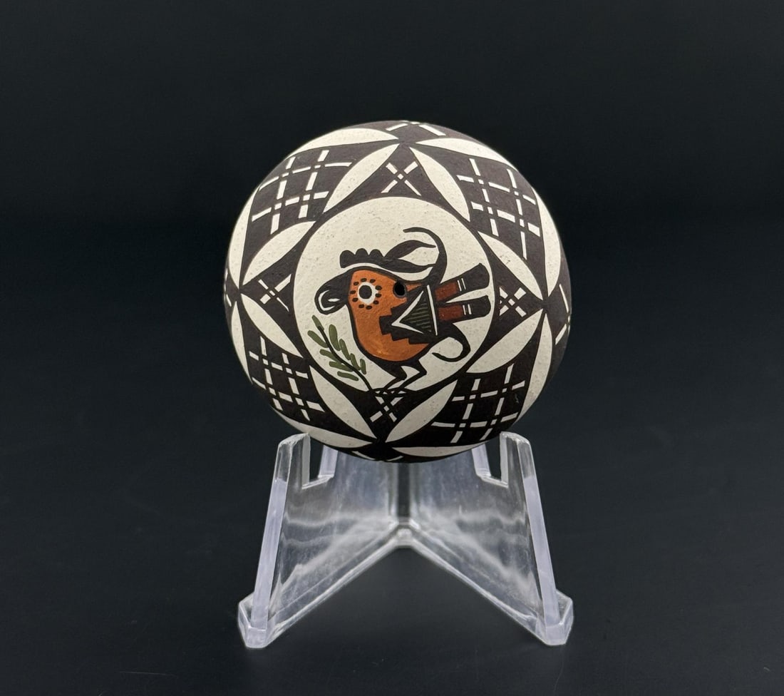 Diane Lewis Garcia Acoma Pueblo Parrot Seed Pot (1 of 6)
