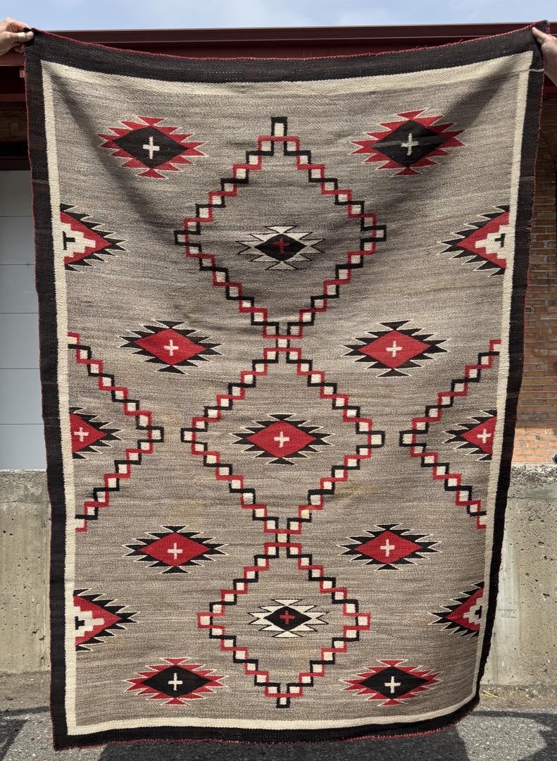 Transitional Navajo Indian Crystal Rug (1 of 14)