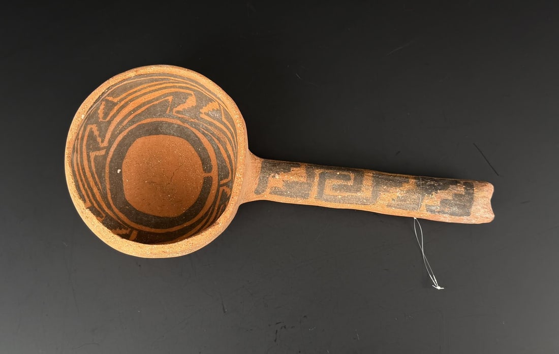Ancient Anasazi Homolovi Black on Red Ladle (1 of 7)