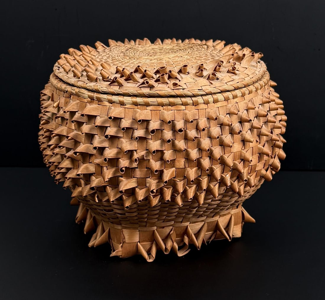 Wabanaki MicMac Penobscot Ash Indian Basket (1 of 13)