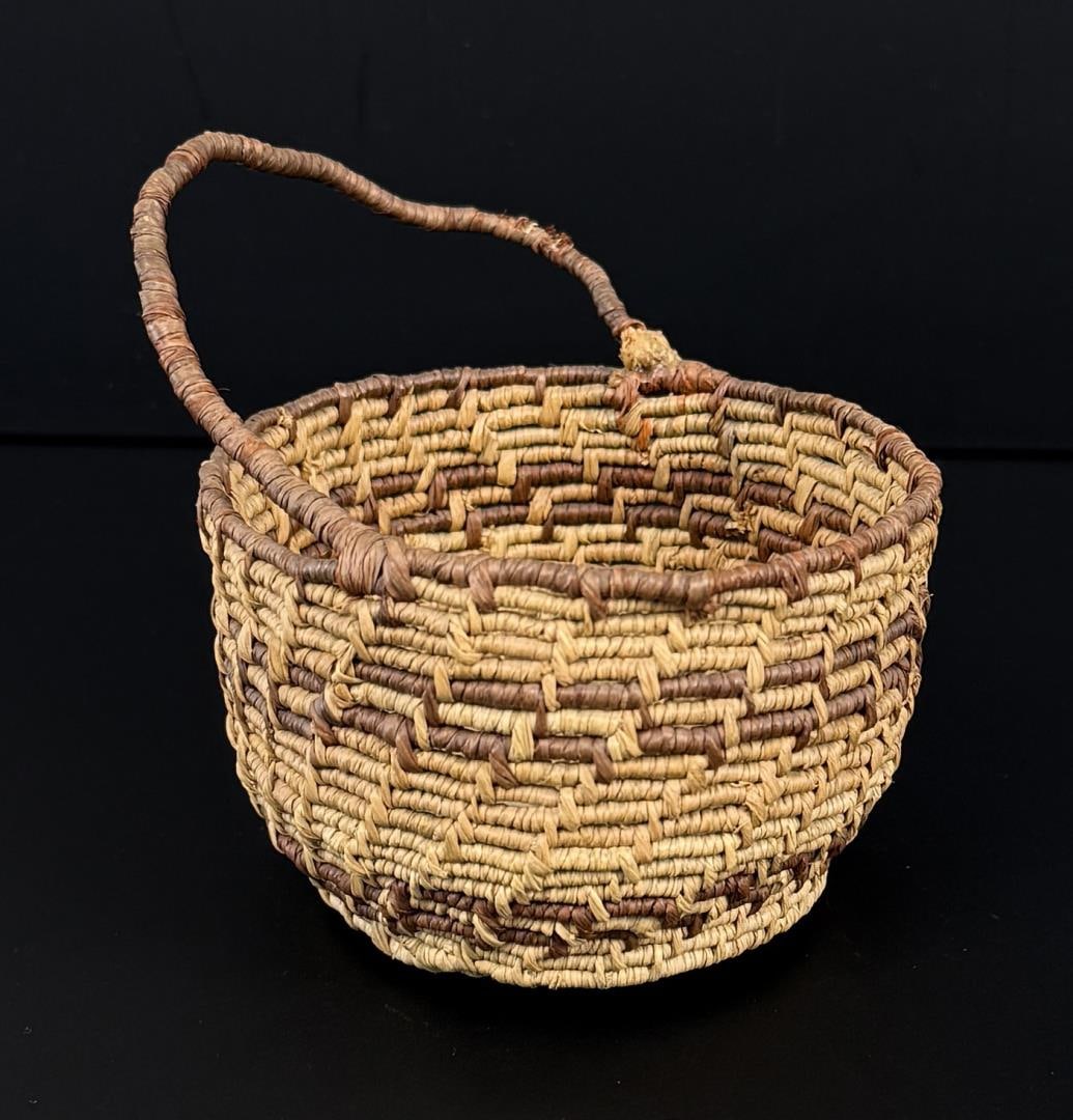 Yokuts California Native American Indian Basket: Tag states Wukchumni. 3 3/4" tall, 3" diameter.