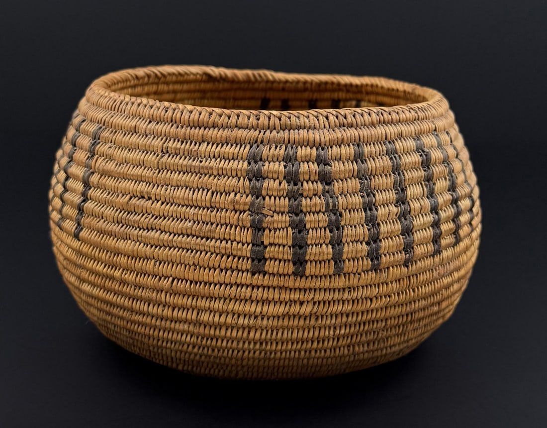 Paiute Native American Indian Basket (1 of 6)
