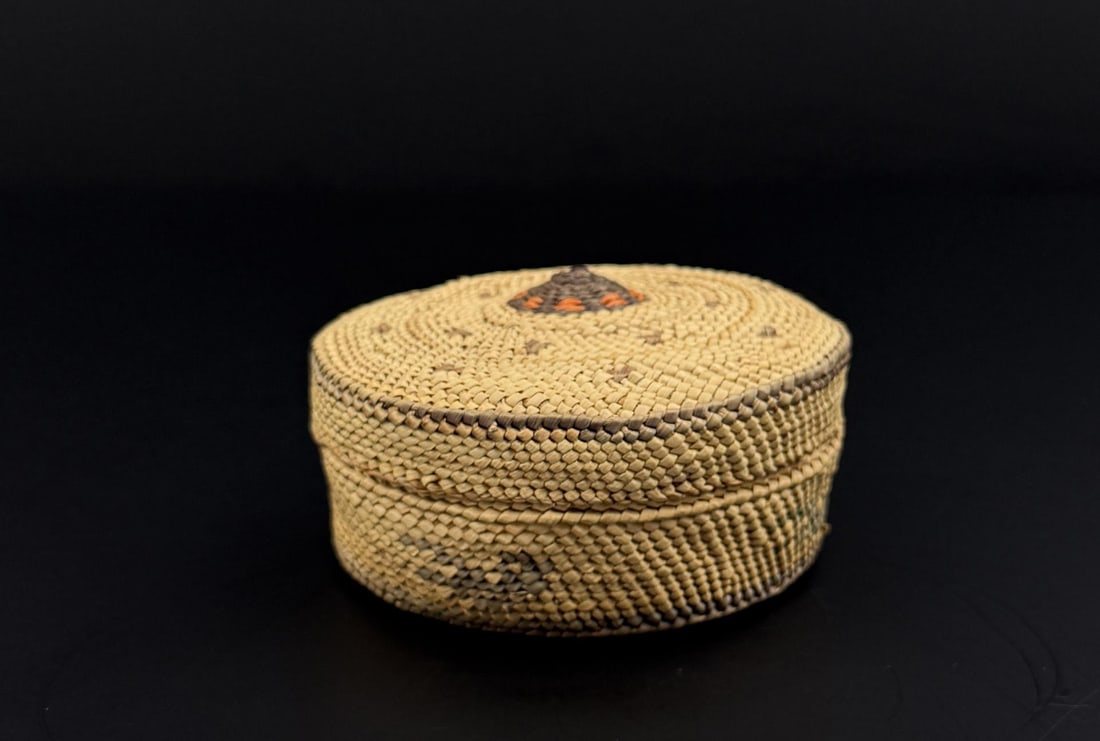 Makah Northwest Coast Indian Basket (1 of 8)