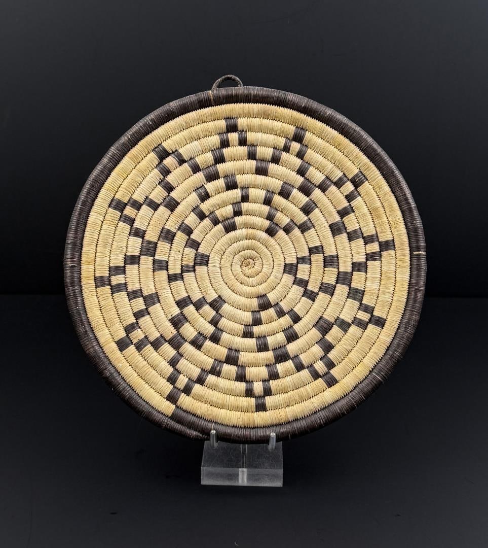 Second Mesa Hopi Native American Indian Basket: 10 1/2" diameter, 1" tall.