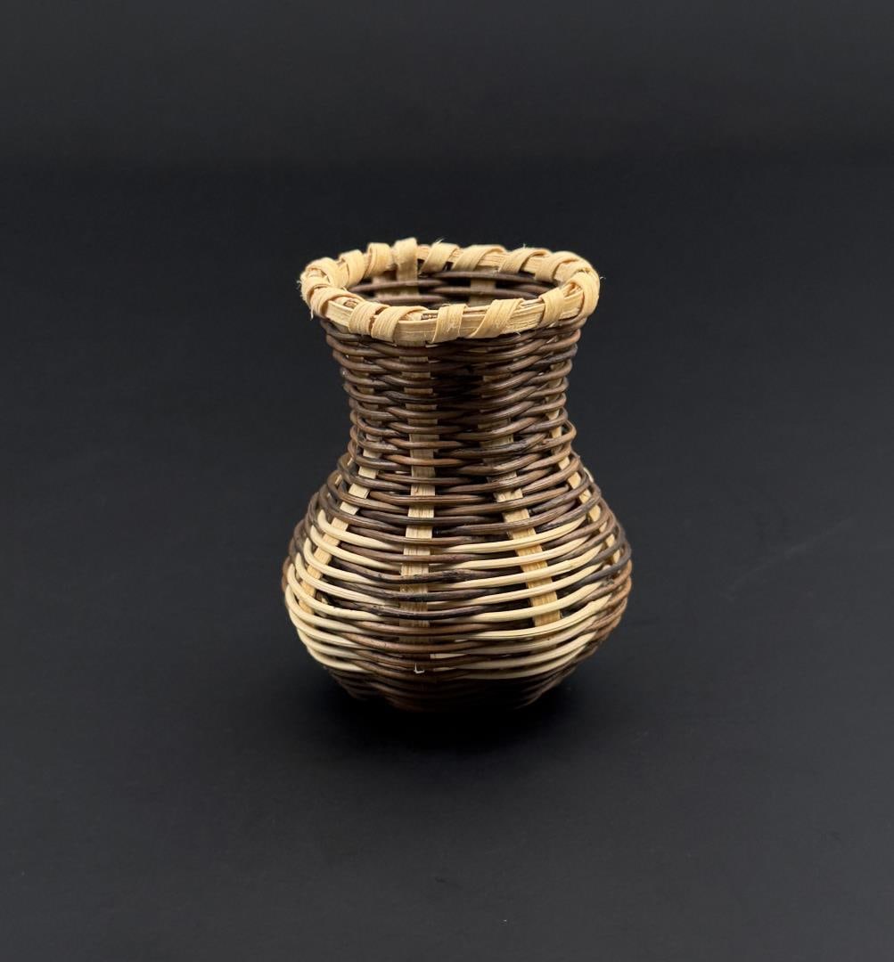 Miniature Cherokee Native American Indian Basket: Nice example. 2 1/8" by 1 3/4" by 1 3/4".
