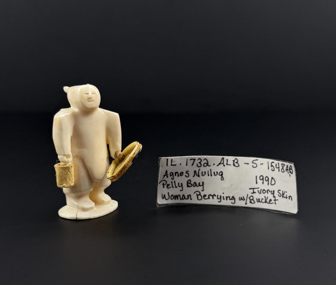 Agnes Nulluq Alaskan Inuit Eskimo Ivory Carving: Native made prior to 1972. This item cannot be shipped to Oregon, California, Hawaii, New York, New Jersey, Internationally, or any other state that prohibits. 2 3/8" by 1 5/8" by 1 3/8"