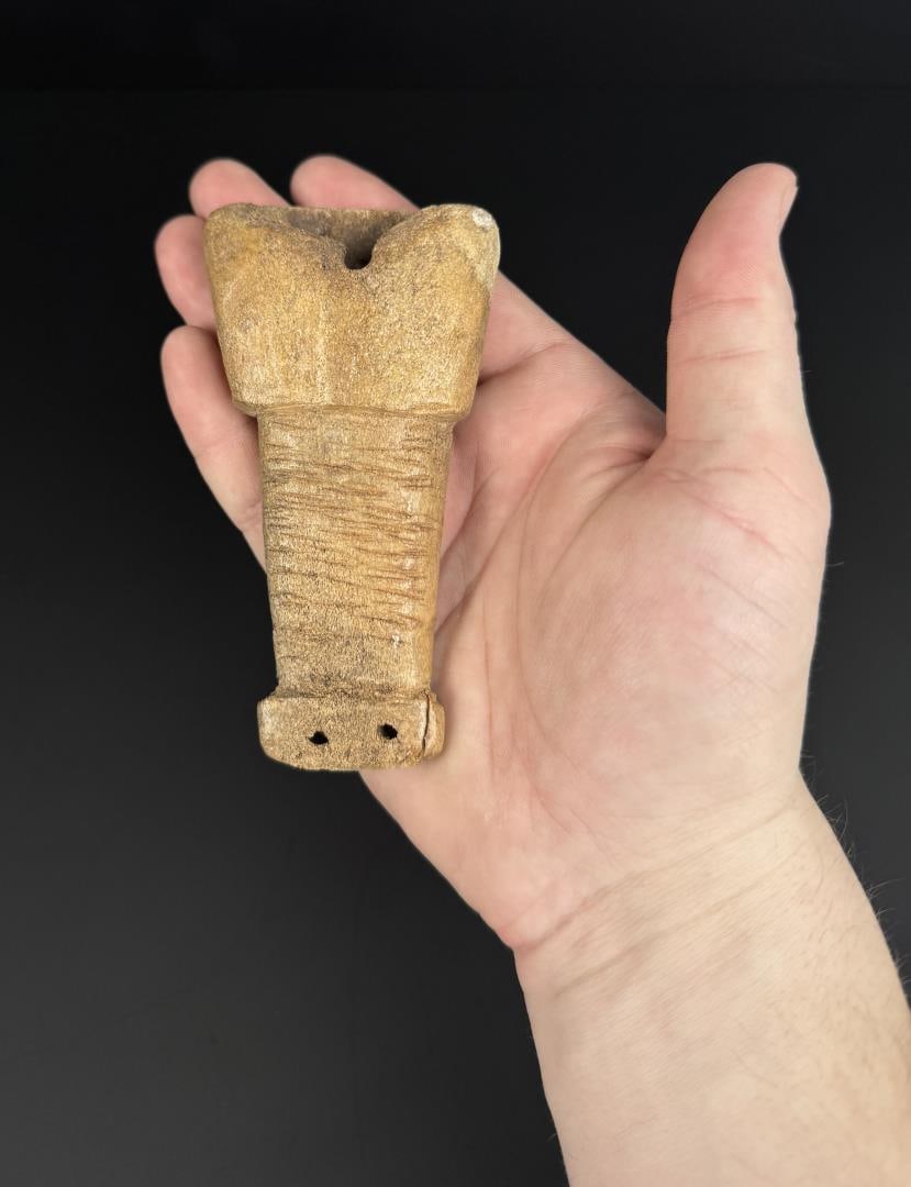 Ancient Thule Alaskan Inuit Eskimo Handle: 4 3/8" long. Native made prior to 1972. This item cannot be shipped to Oregon, California, Hawaii, New York, New Jersey, Internationally, or any other state that prohibits.