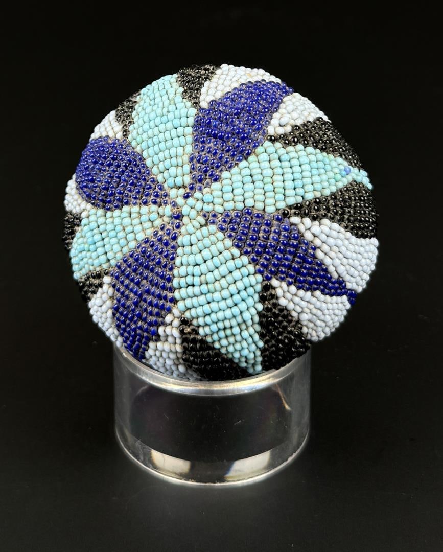 Sioux Native American Indian Game Ball (1 of 5)