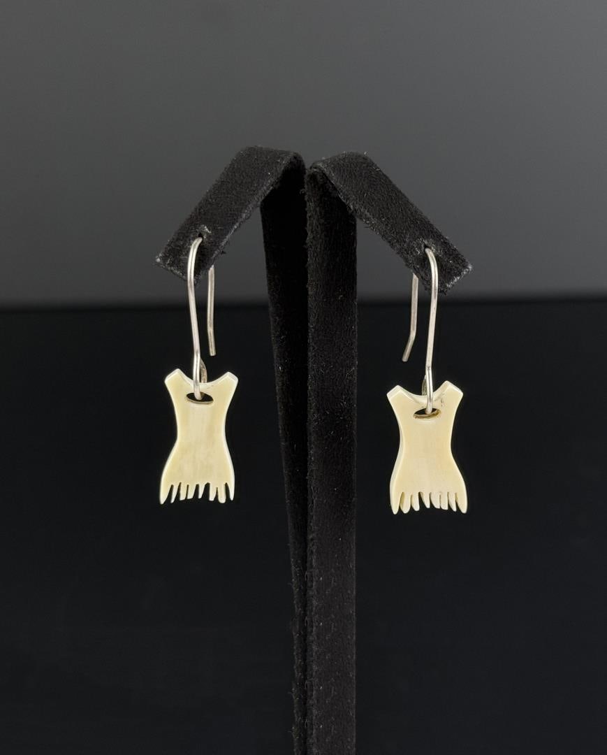 Alaskan Inuit Eskimo Sterling Ivory Comb Earrings: Native made prior to 1972. This item cannot be shipped to Oregon, California, Hawaii, New York, New Jersey, Internationally, or any other state that prohibits.