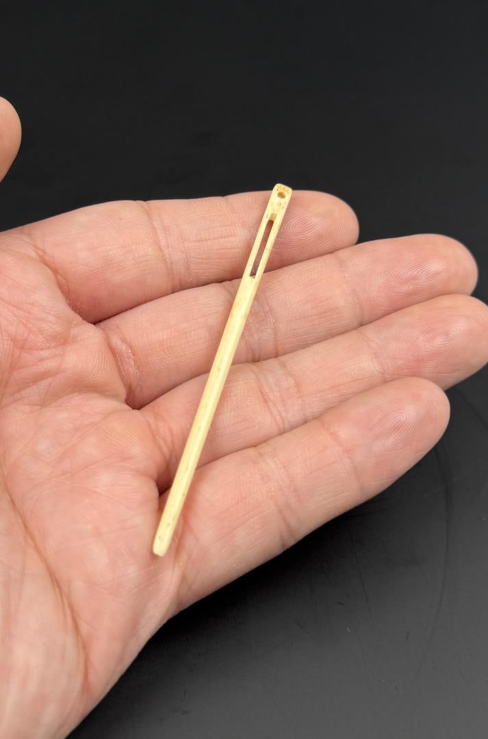 Alaskan Inuit Eskimo Bone Sewing Needle (1 of 5)
