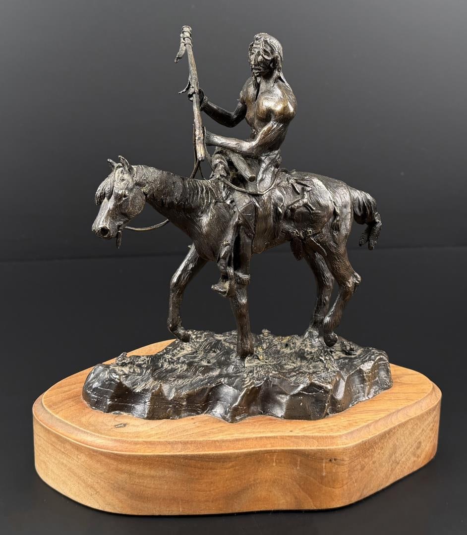Harvey Rattey War Party Bronze (1 of 6)