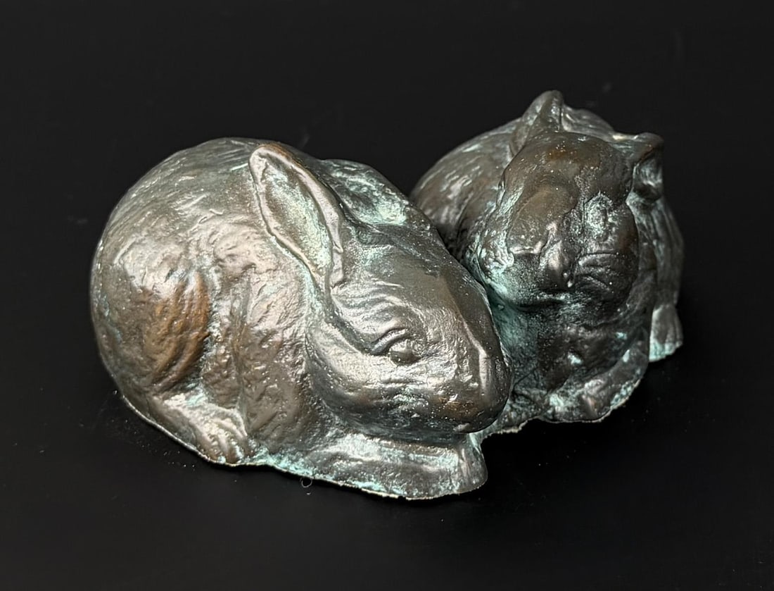 Bunny Rabbits Bronze Paperweight (1 of 4)