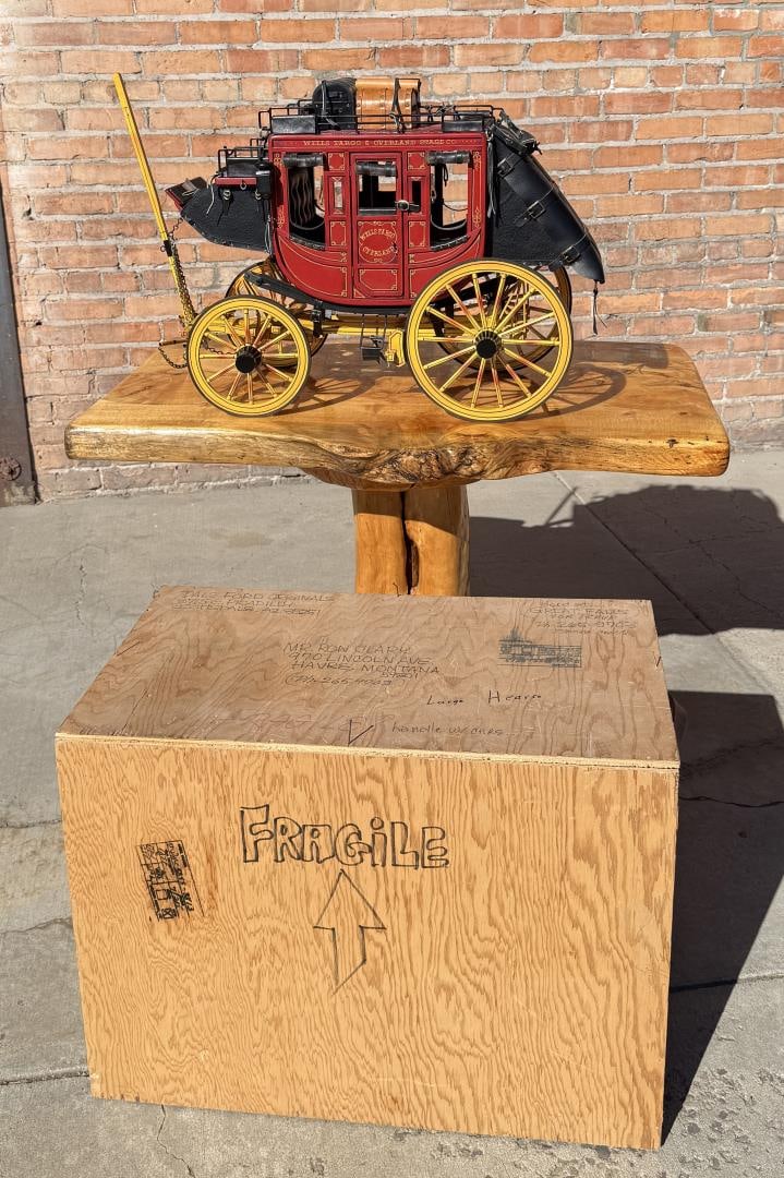 Dale Ford Wells Fargo Stagecoach Wagon Model (1 of 20)