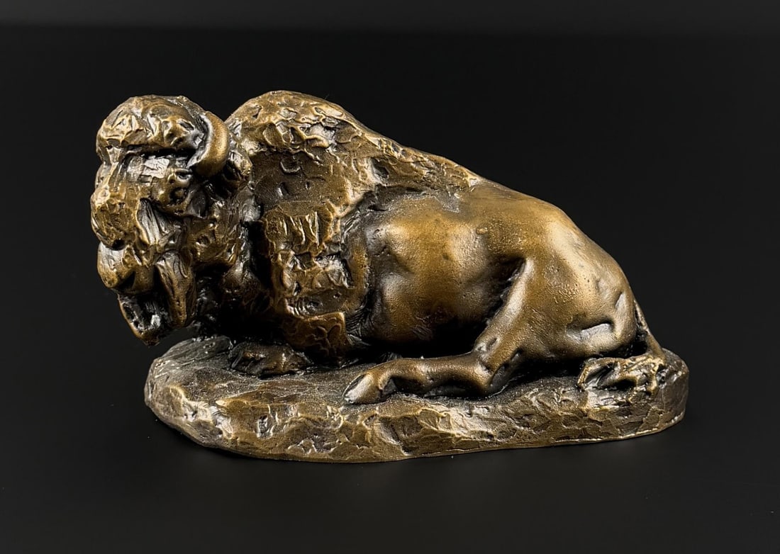 Daro Flood Reclining Buffalo Bronze (1 of 5)