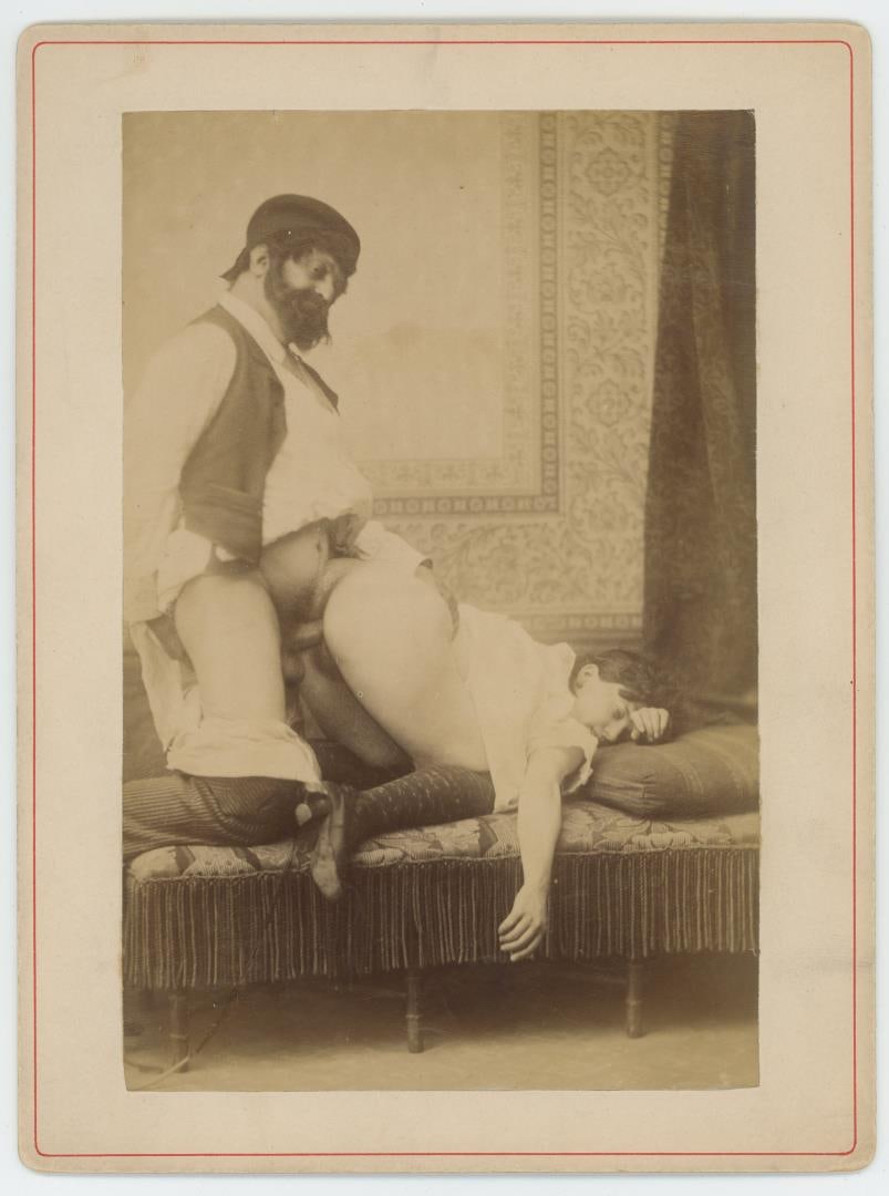 French Prostitute Having Sex Cabinet Photo (1 of 3)