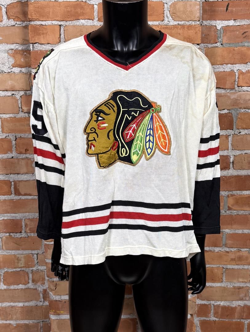 Ned Singer Chicago Blackhawks NHL Hockey Jersey: Size XL, number 35 Tony Esposito, 1970s.