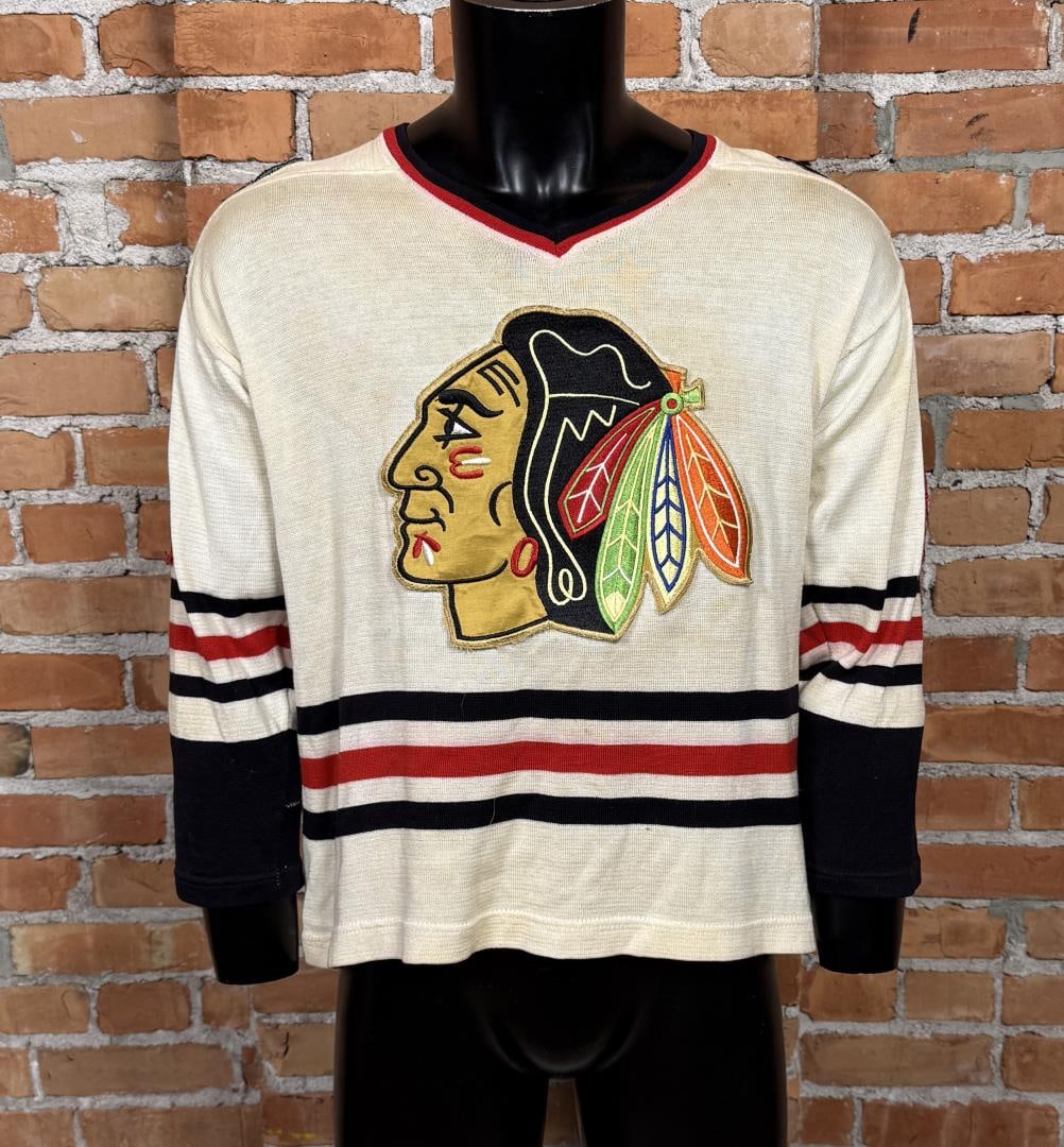 Chicago Blackhawks New Era NHL Hockey Jersey: Size large, Number 20 Cliff Koroll. Signed.