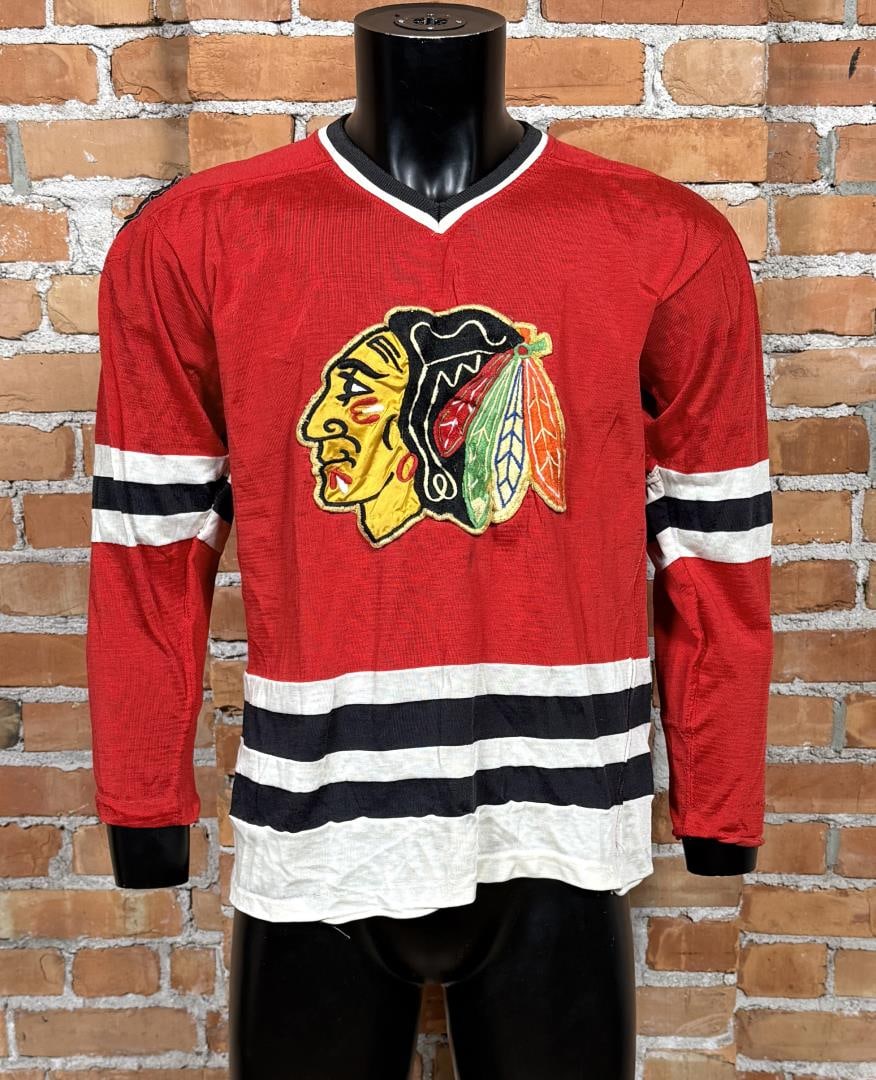 Chicago Blackhawks Gunzos NHL Hockey Jersey: Size 38, no number, late 1970s to early 80s.