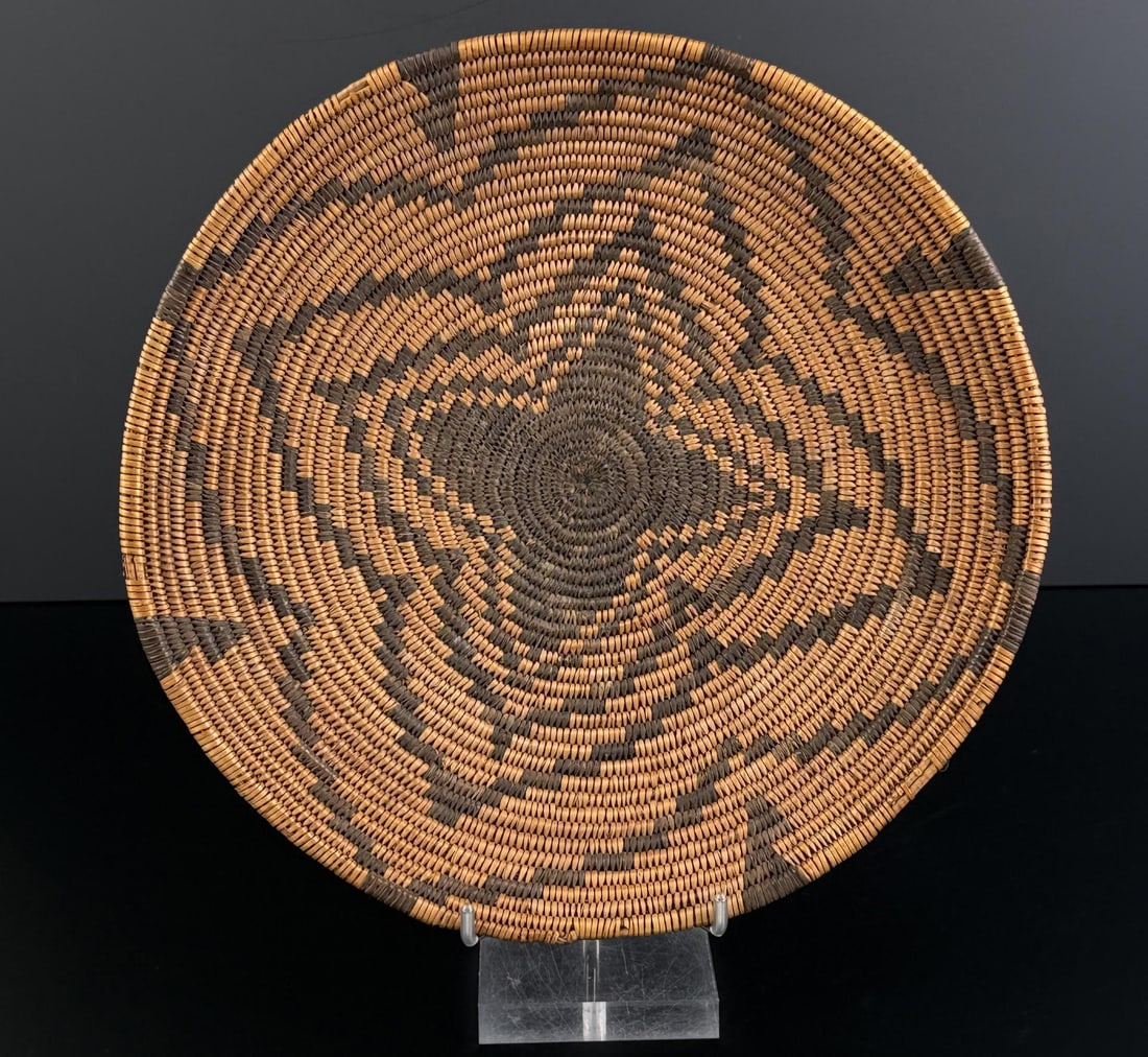 Apache Native American Indian Basket (1 of 4)