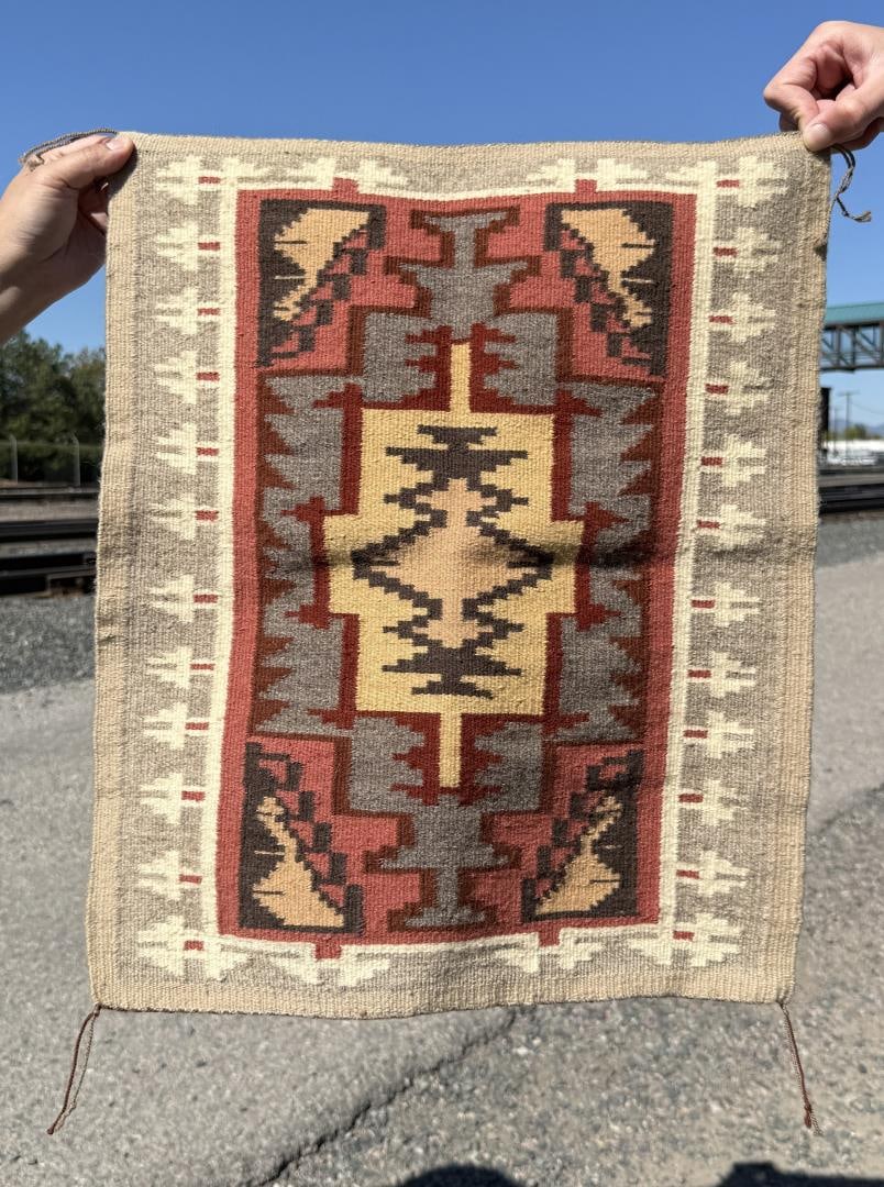 Navajo Indian Burntwater Wide Ruins Rug: 19" by 23"