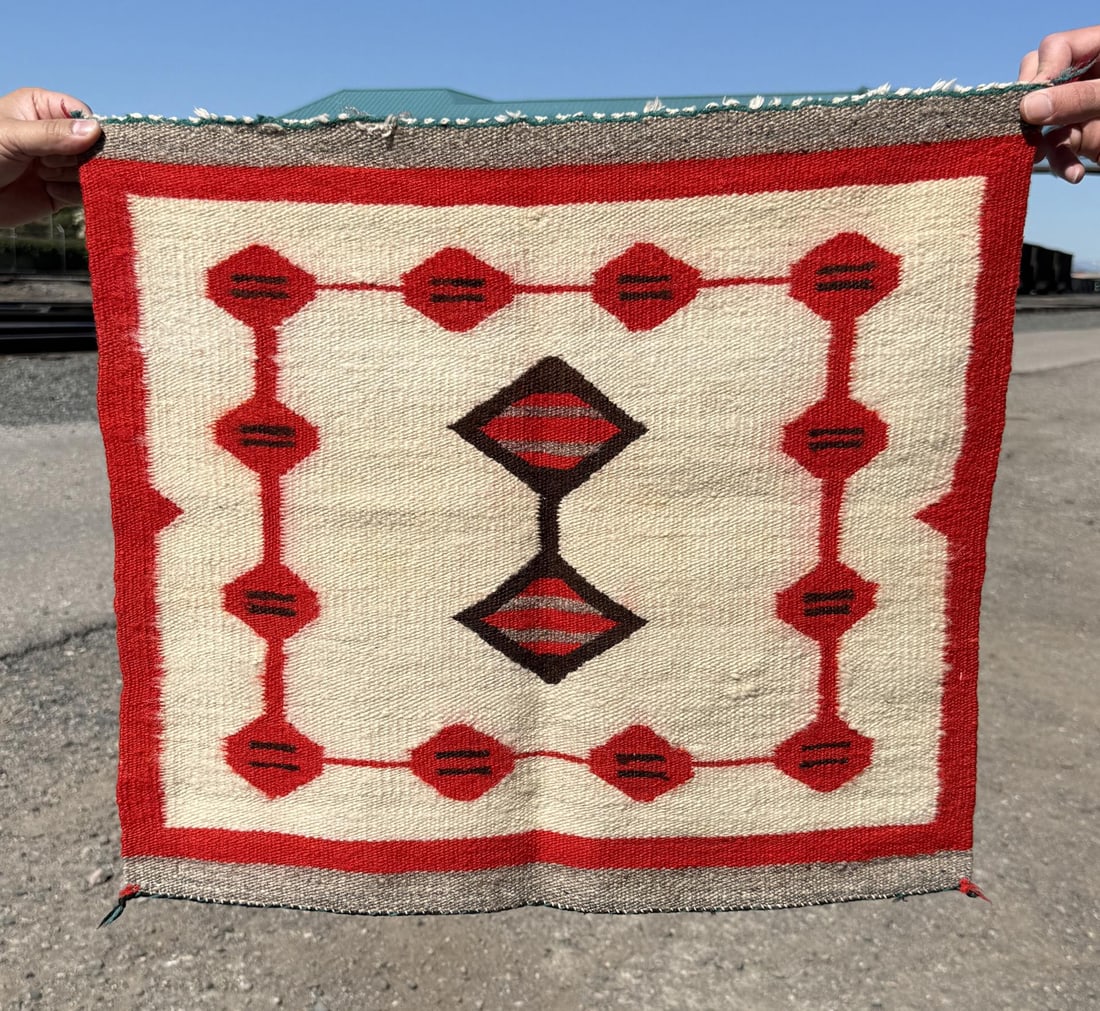 Navajo Indian Red Mesa Transitional Blanket: 20 1/2" by 23".