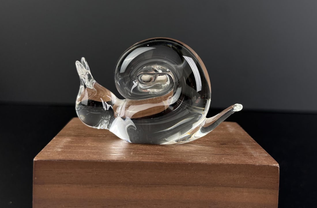 Wedgewood Crystal Art Glass Snail Paperweight (1 of 5)