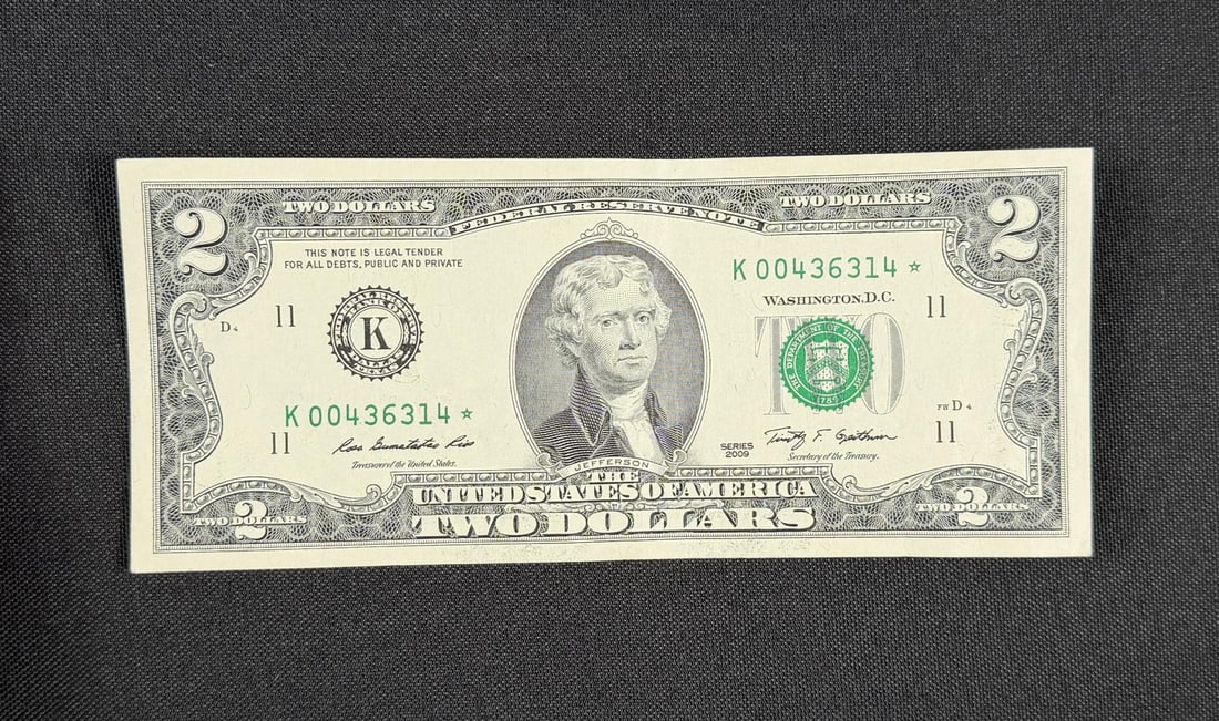 US $2 Dollar Star Bank Note (1 of 3)