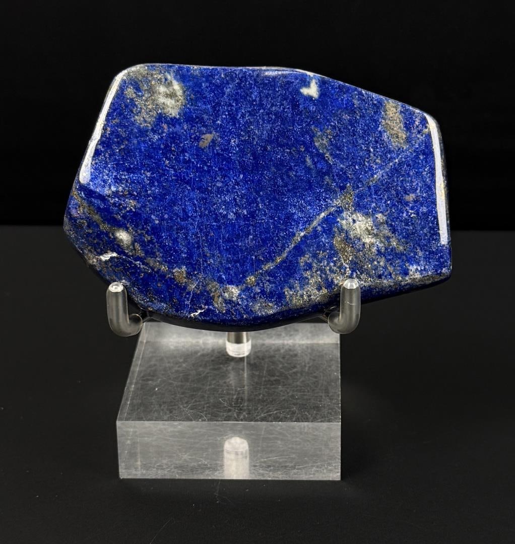 891ct Lapis Lazuli Stone Carving Media: 178.3 grams. 3 3/8" by 2 1/8" by 3/4".