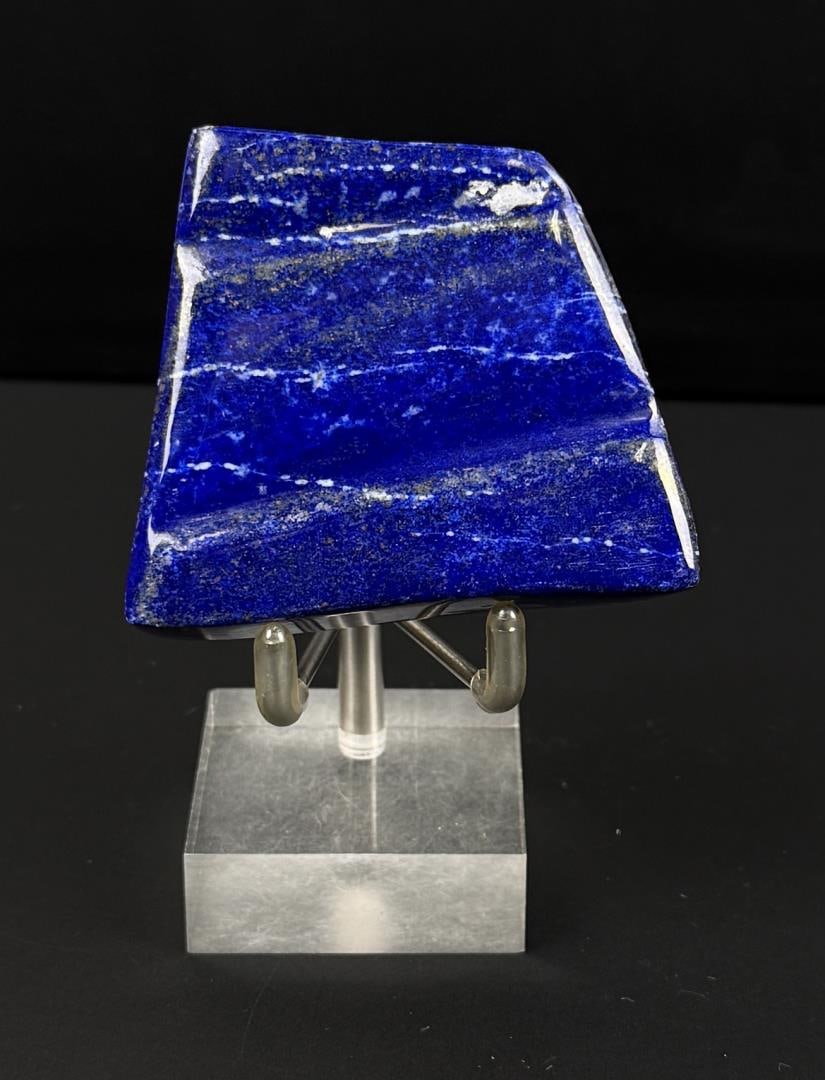 667ct Lapis Lazuli Stone Carving Media: 133.5 grams. 2 1/2" by 2 1/4" by 5/8"