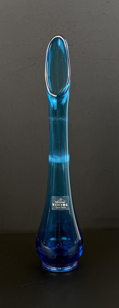 Viking Epic Bluenique Blue Swung Vase (1 of 7)