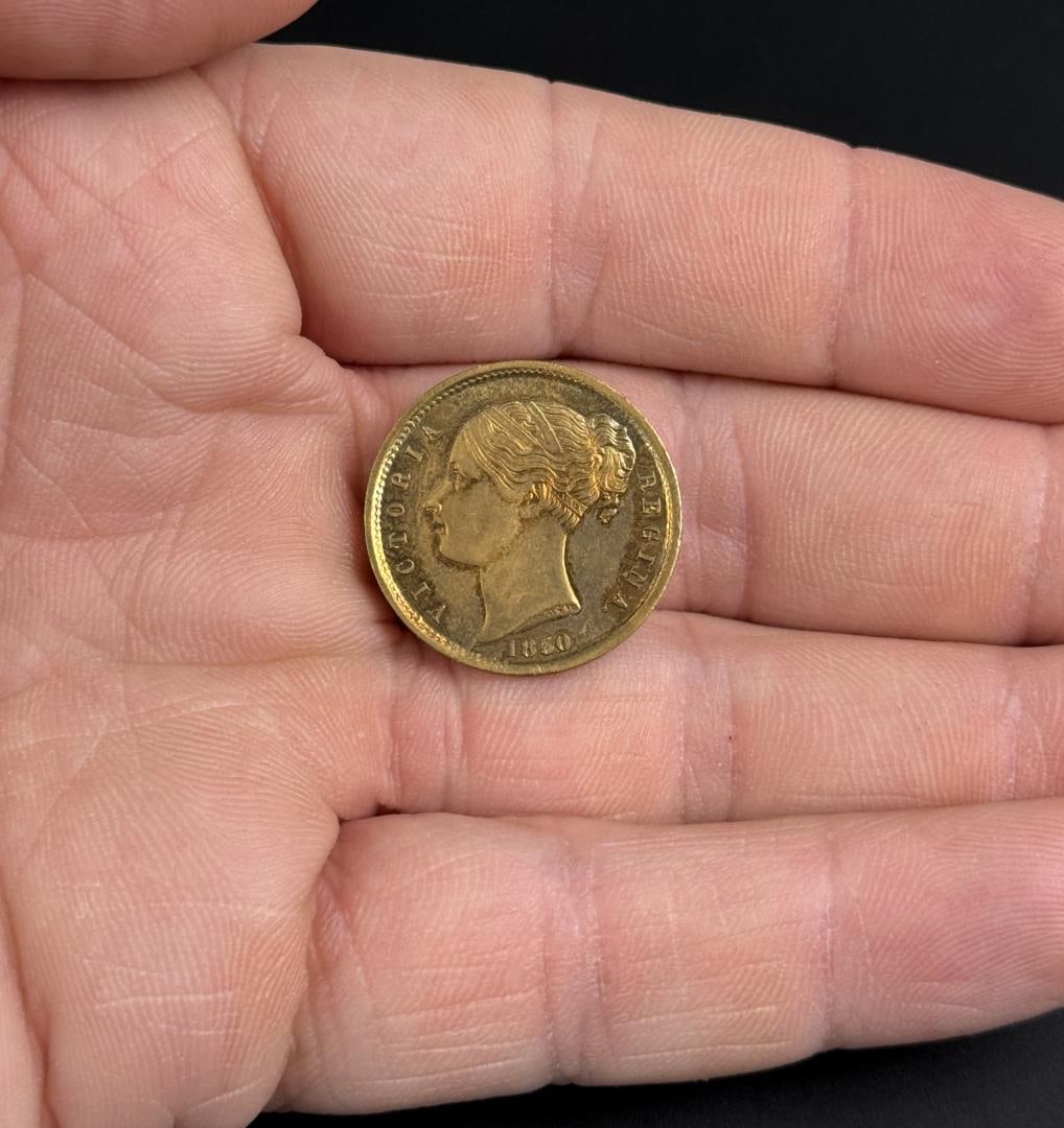 1850 General Tom Thumb PT Barnum Circus Token: Queen Victoria Regina, for whom Tom Thumb performed appears on the revere side.