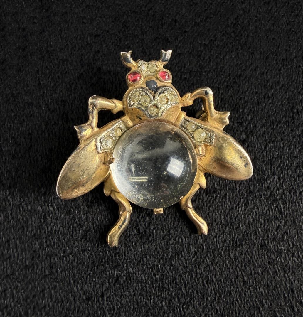 Trifari Sterling Silver Jelly Belly Bee Brooch: Designed by Alfred Philippe. 1 1/8" long.