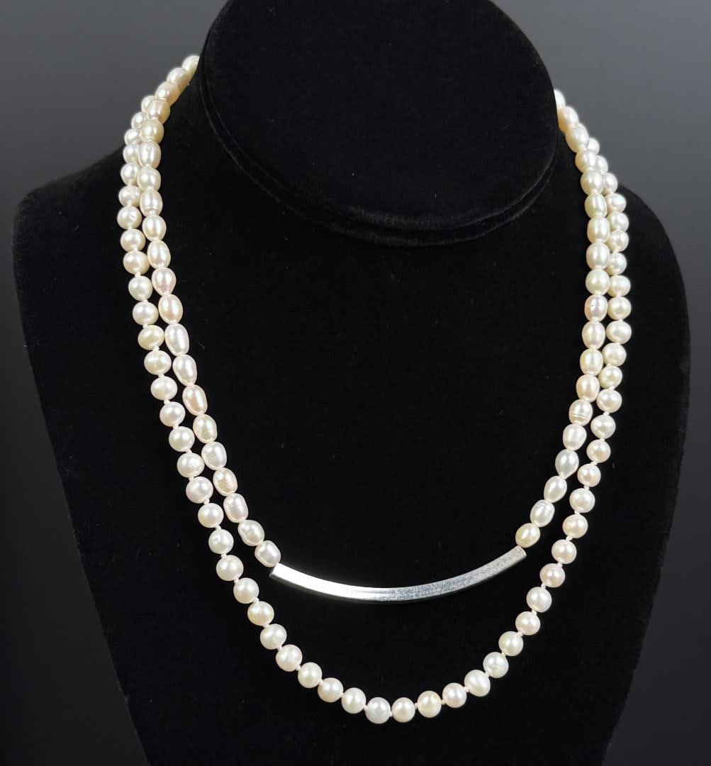 Cultured Pearl Necklaces: Nice grouping