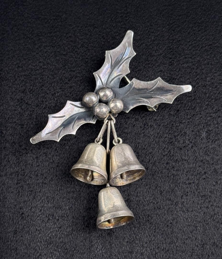Taxco Mexico Sterling Silver Mistletoe Brooch (1 of 4)