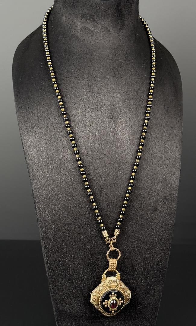 Victorian Black Glass Mourning Necklace: 18 1/2" Long as displayed.