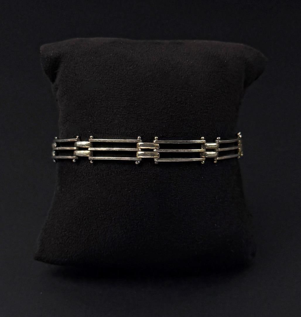 Sterling Silver Gate Link Bracelet (1 of 7)