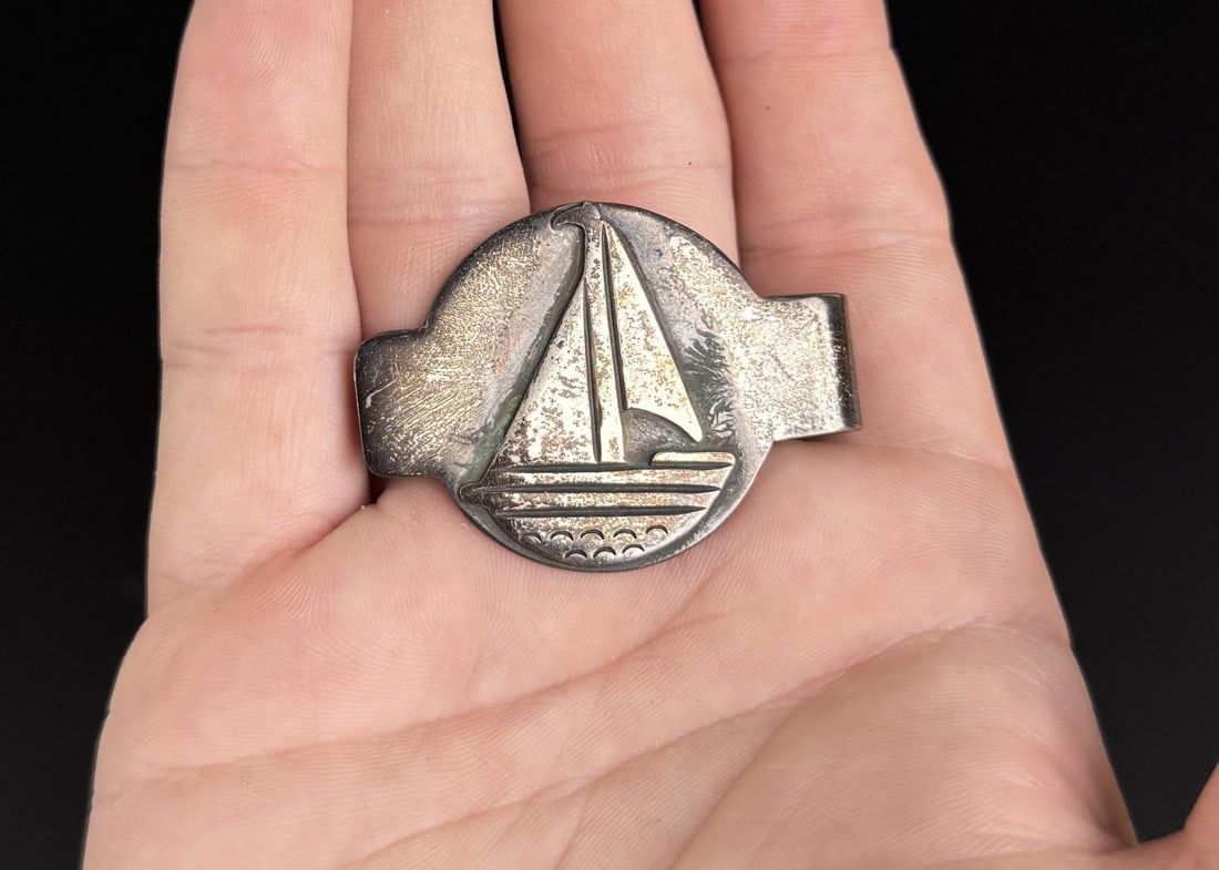 Taxco Mexico Sterling Sailboat Money Clip: 17.55 grams, 1 3/8" by 1 3/4".