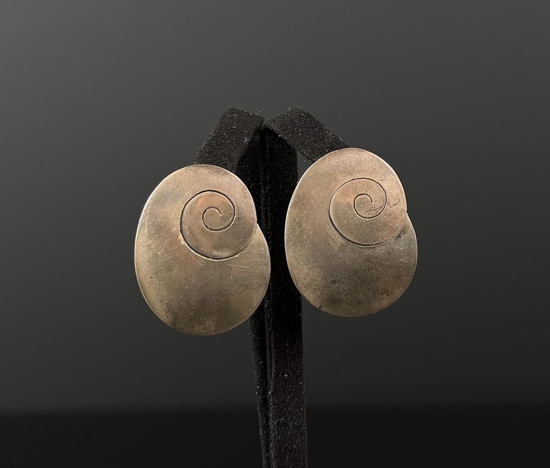Sterling Silver Nautilus Shell Earrings (1 of 4)